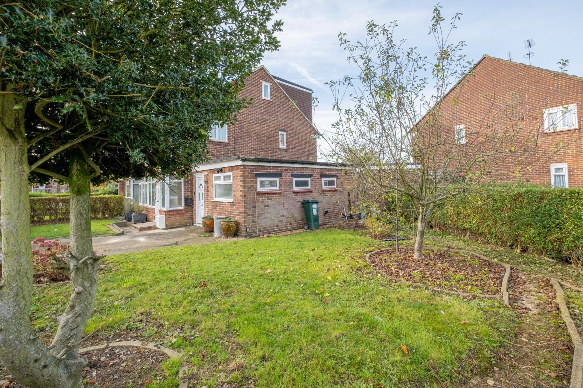 Kings House Apartment Hayes, West London Apt A Northolt  Extérieur photo