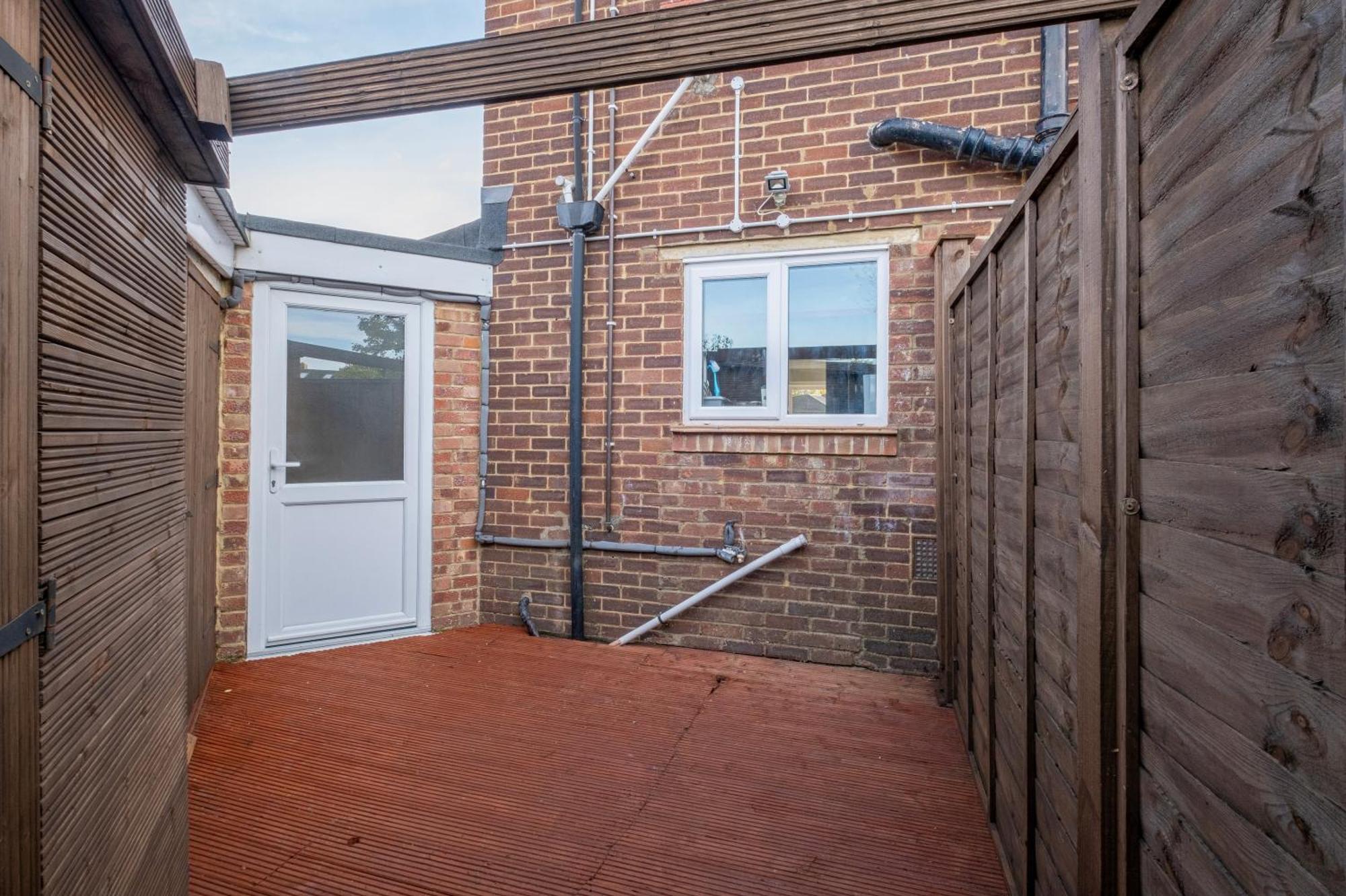 Kings House Apartment Hayes, West London Apt A Northolt  Extérieur photo